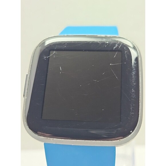 Fitbit Versa 2 Smartwatch Gray 40mm Alexa WR50M Always On Display W/ Charger - Picture 4 of 11